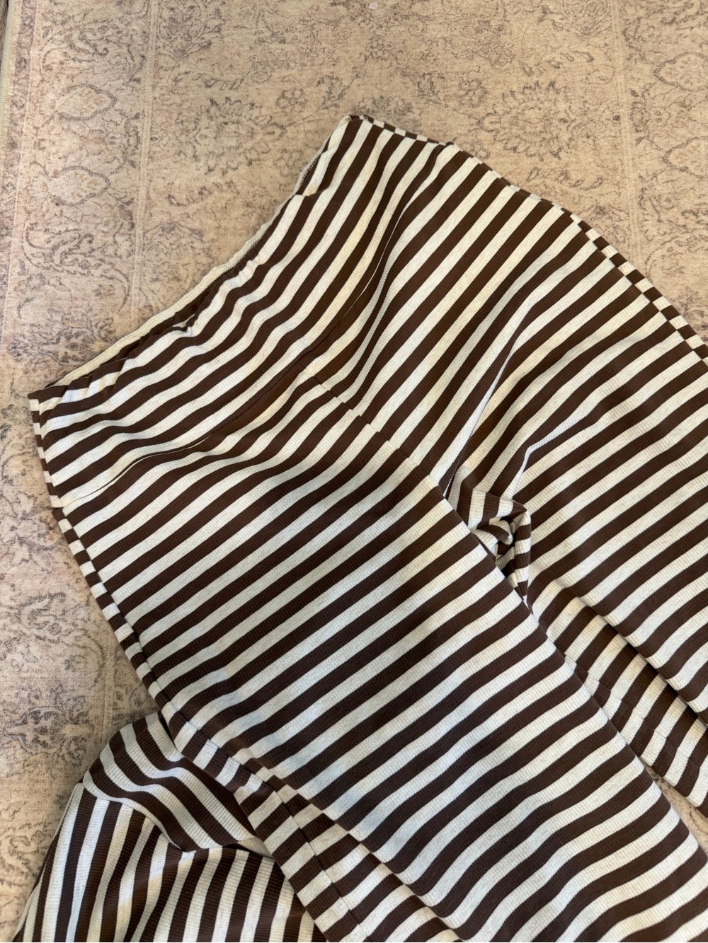 Henly & Co. Brown and Cream Striped Women's Set - Picture 2 of 6